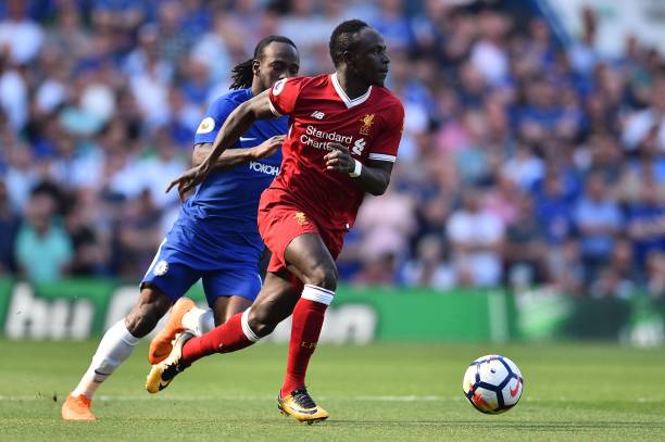 凭借生机勃 凭借生机勃