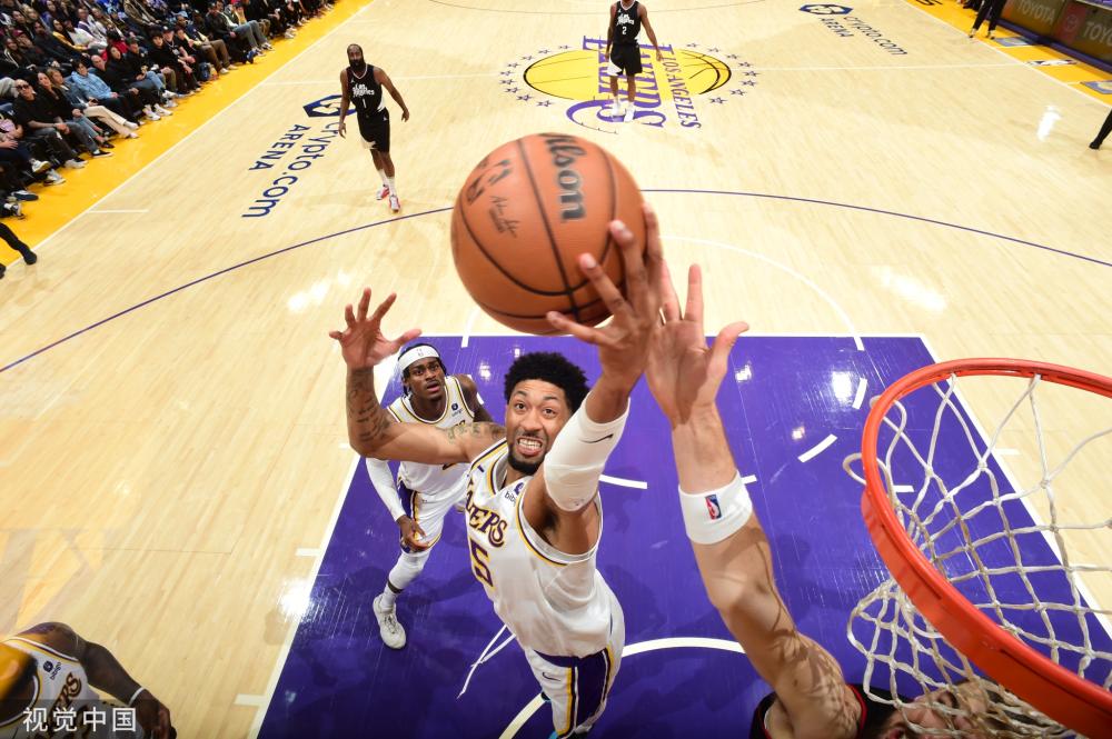 在当地就业 在当地就业