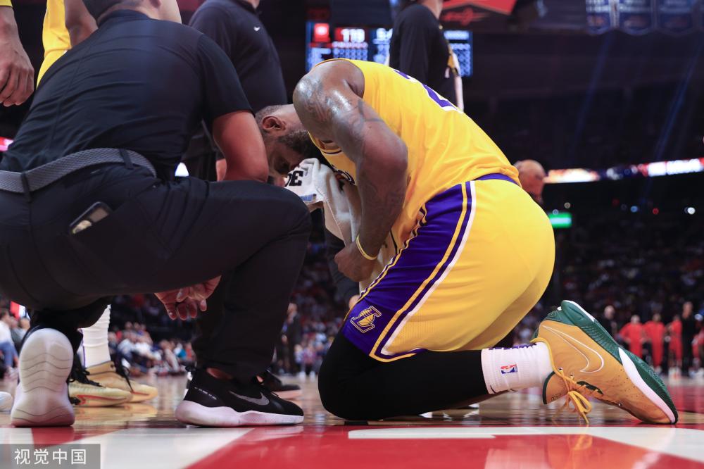 詹姆斯的 詹姆斯的